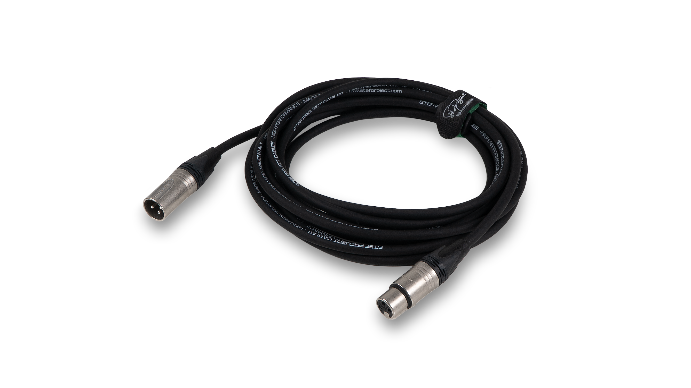 ESSENTIA XLR